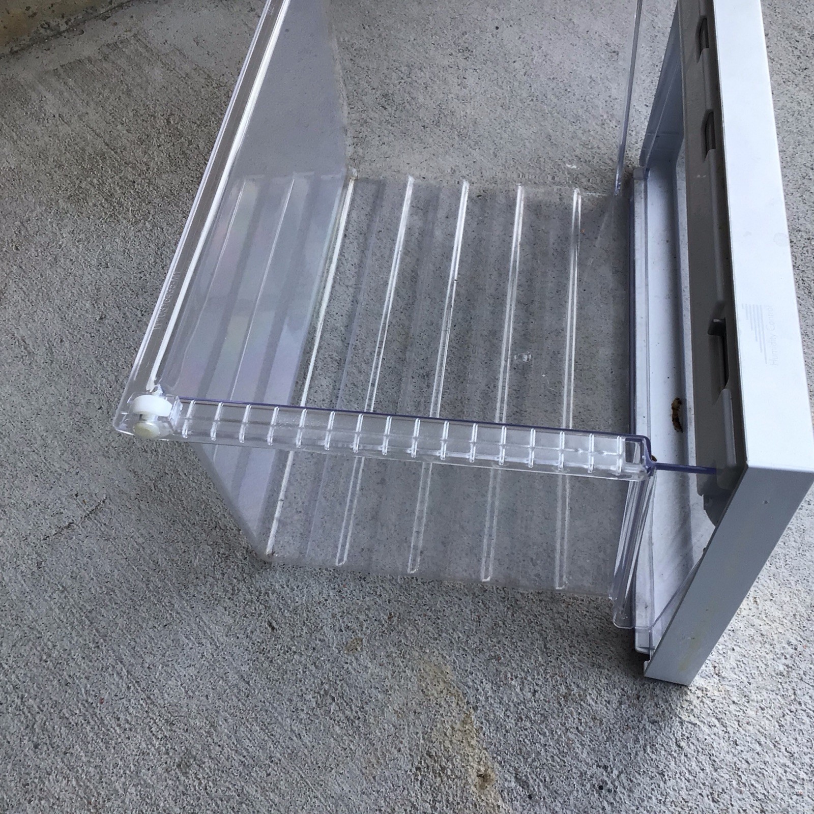 Whirlpool Refrigerator Crisper Drawer Part W10316435-M1 OEM (ms16) gallery