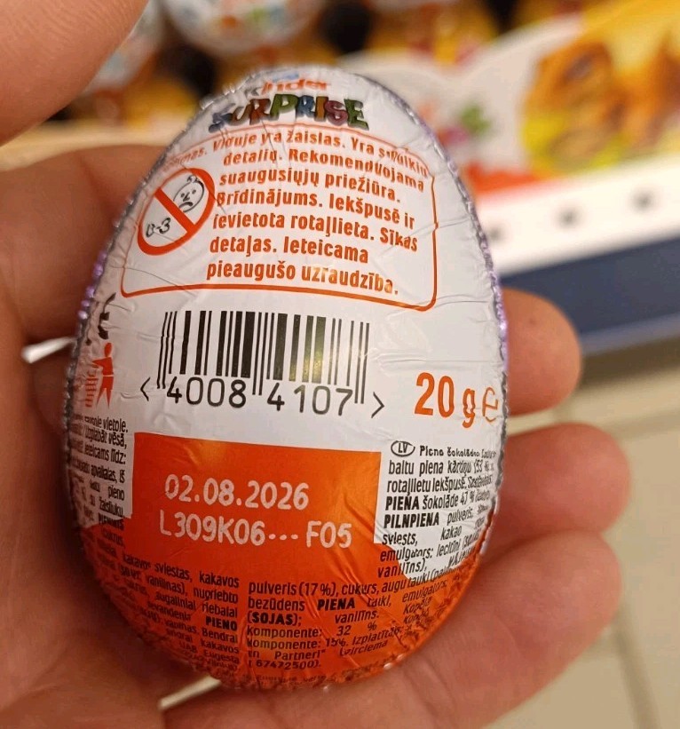 10x Kinder Surprise Star Wars Chocolate Eggs with Toy Inside 20g Each gallery
