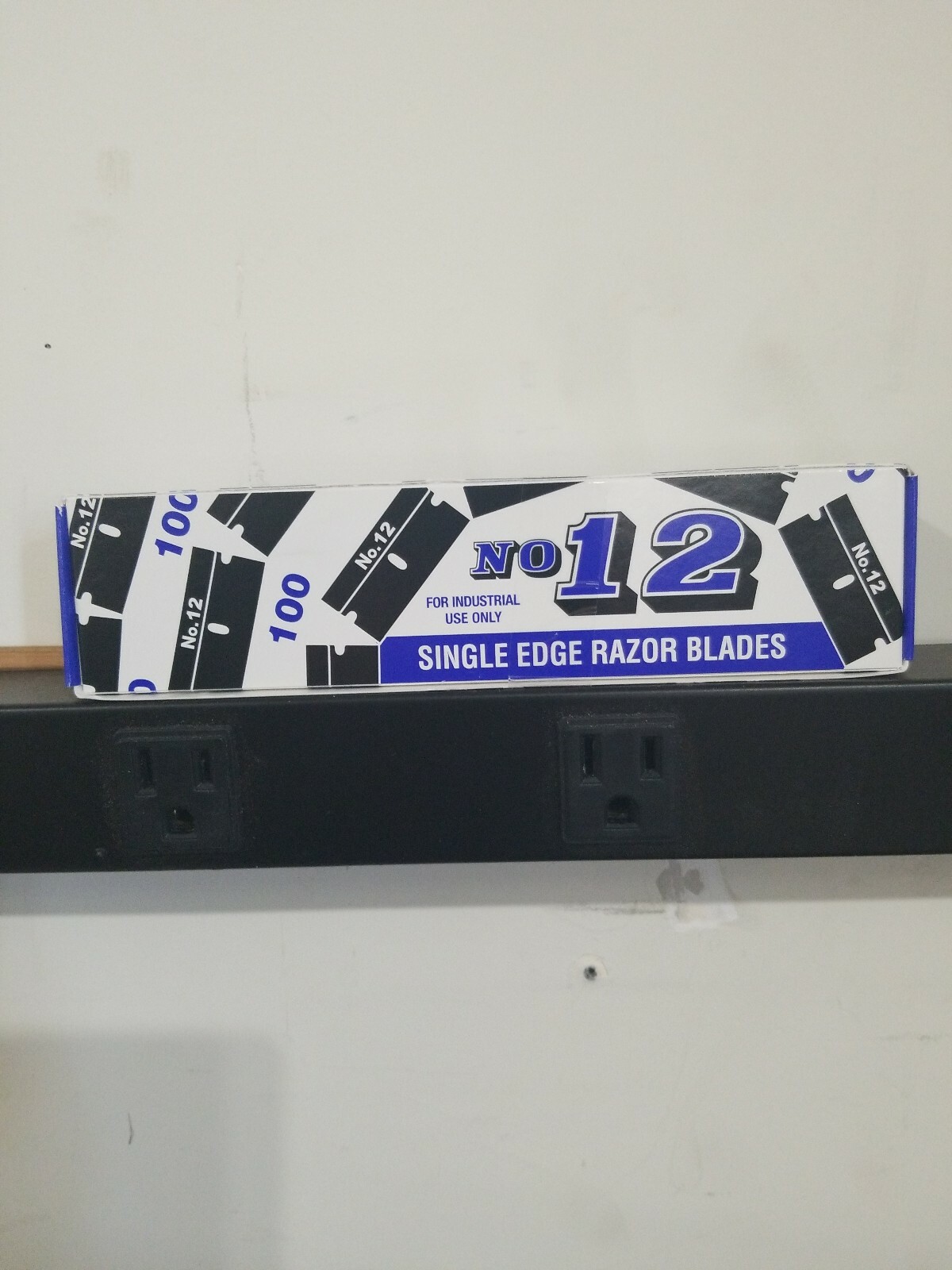 5000 .012 #12 Single Edge Steel Razor Blades USA - Rare -Double Honed & Stropped gallery