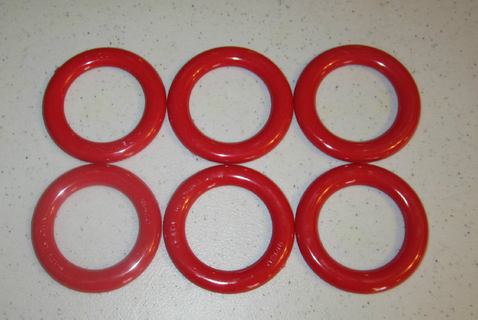 6 NEW CARNIVAL CANE RACK PLASTIC RINGS SODA BOTTLE TOSS RING SCHOOL PARTY gallery