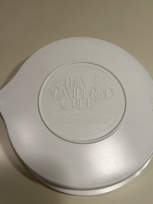 2 Pampered Chef One Large, One Small Batter Bowl White Replacement Lids Only New gallery