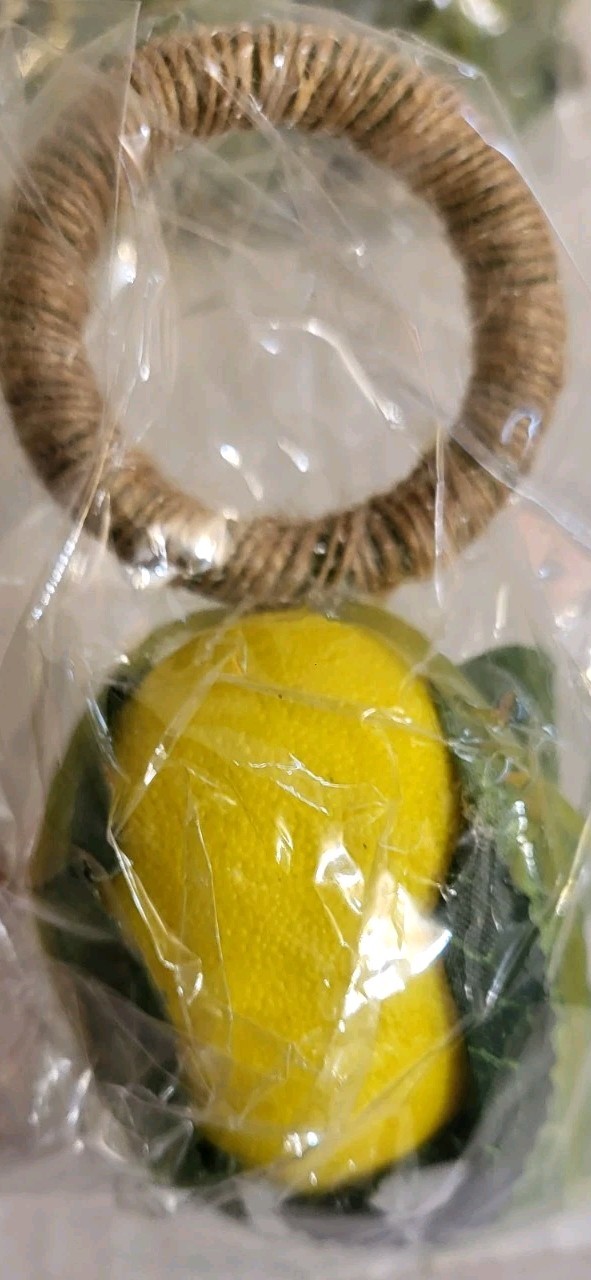 Plastic Lemon Fruit Design Napkin Rings (7) New gallery