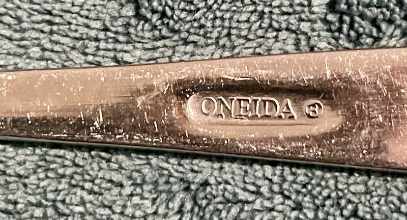 ONEIDA MOONCREST STAINLESS FLATWARE LOT OF 3! gallery
