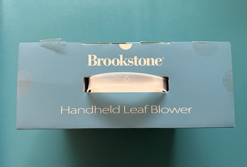 BROOKSTONE HANDHELD LEAF & DEBRIS BLOWER 21,000 RPM RECHARGABLE BATTERY NIB gallery