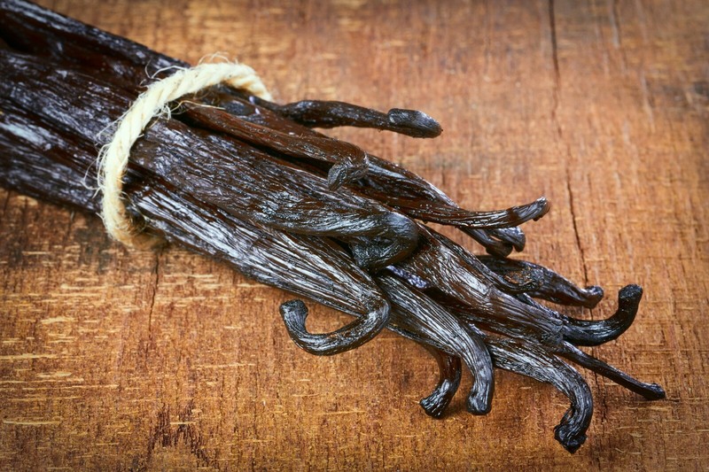 1/2 LB ORGANIC Grade A Madagascar Bourbon Vanilla Beans 6" - 7" for Baking gallery