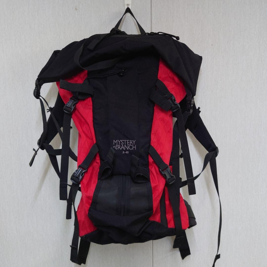 Mystery Ranch X-40 Backpack Nylon Mesh Padding Adjustable Straps Black/Red Used