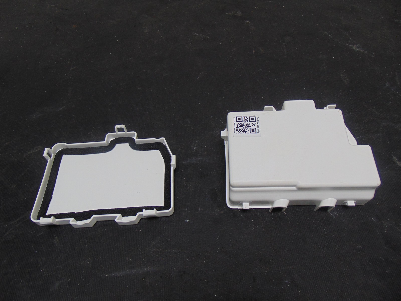 Midea Refrigerator MRT14D2BWW Control Board 17131000020698 gallery