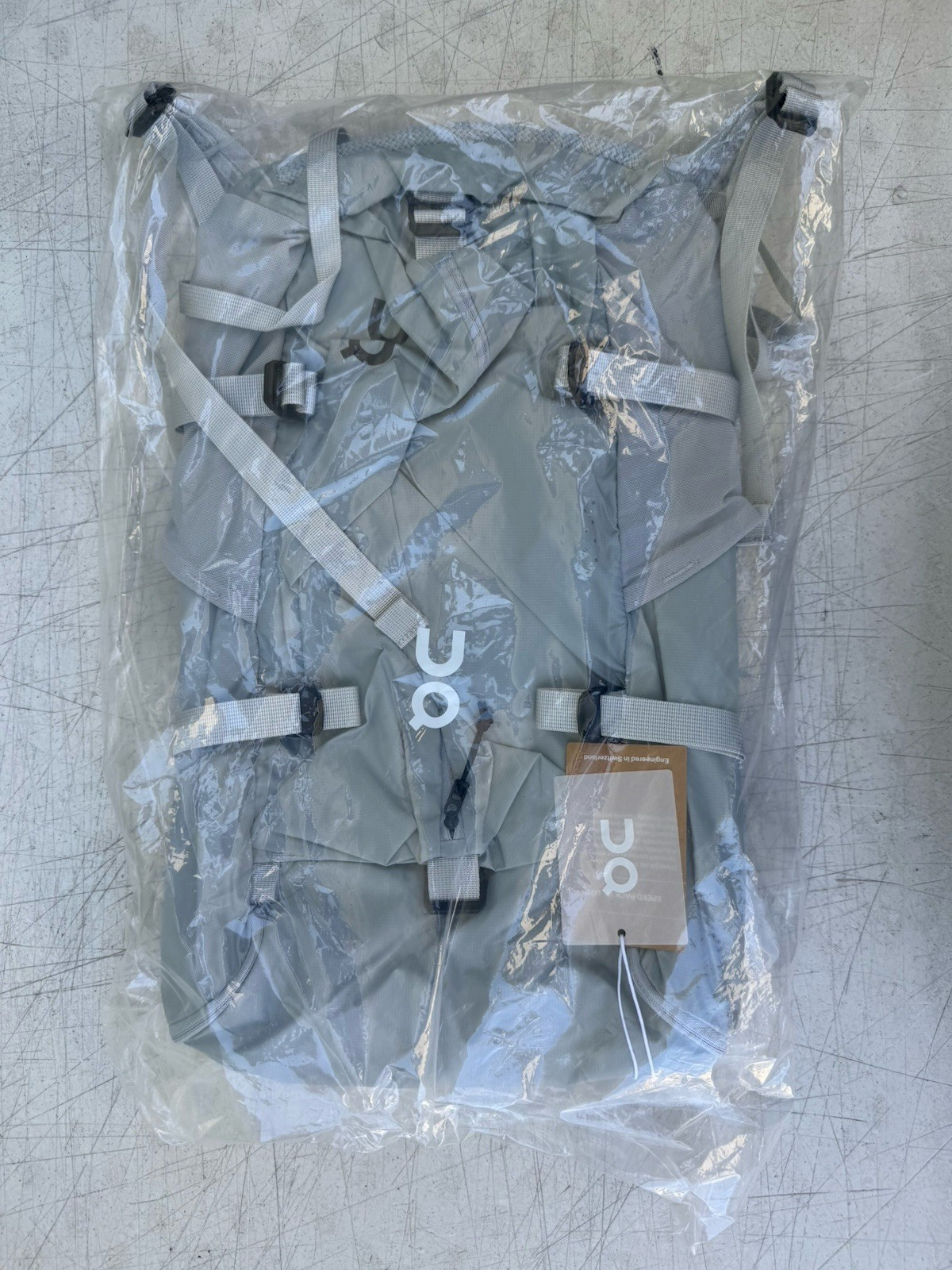 On Speed Pack 18L Lite Backpack Orange On Cloud Running Backpack NWT Grey