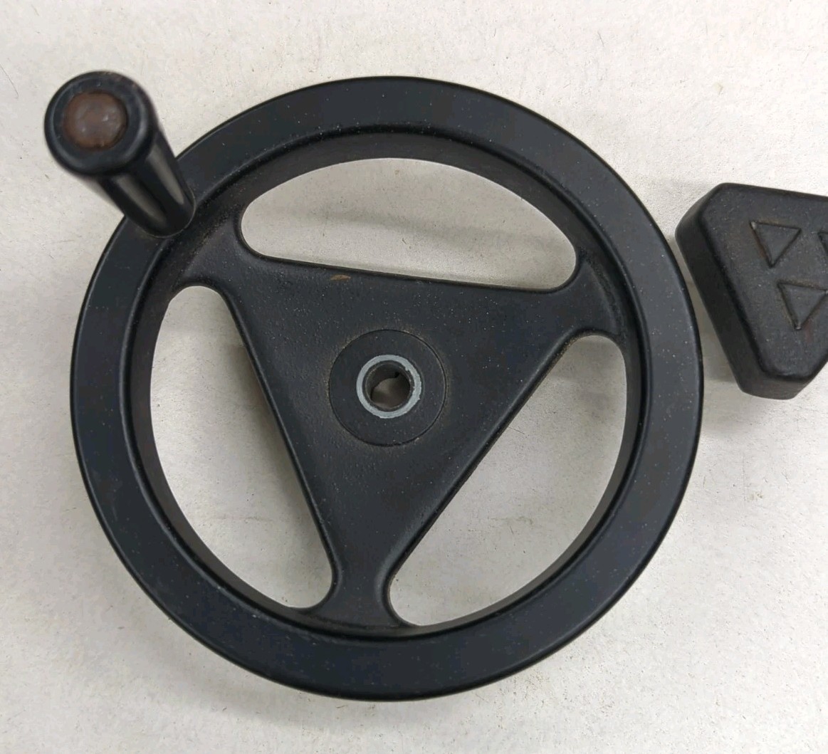 (1)Delta 34-444 34-474 Table Saw Hand Wheel Lock Knob For Pinned Shaft Crank gallery