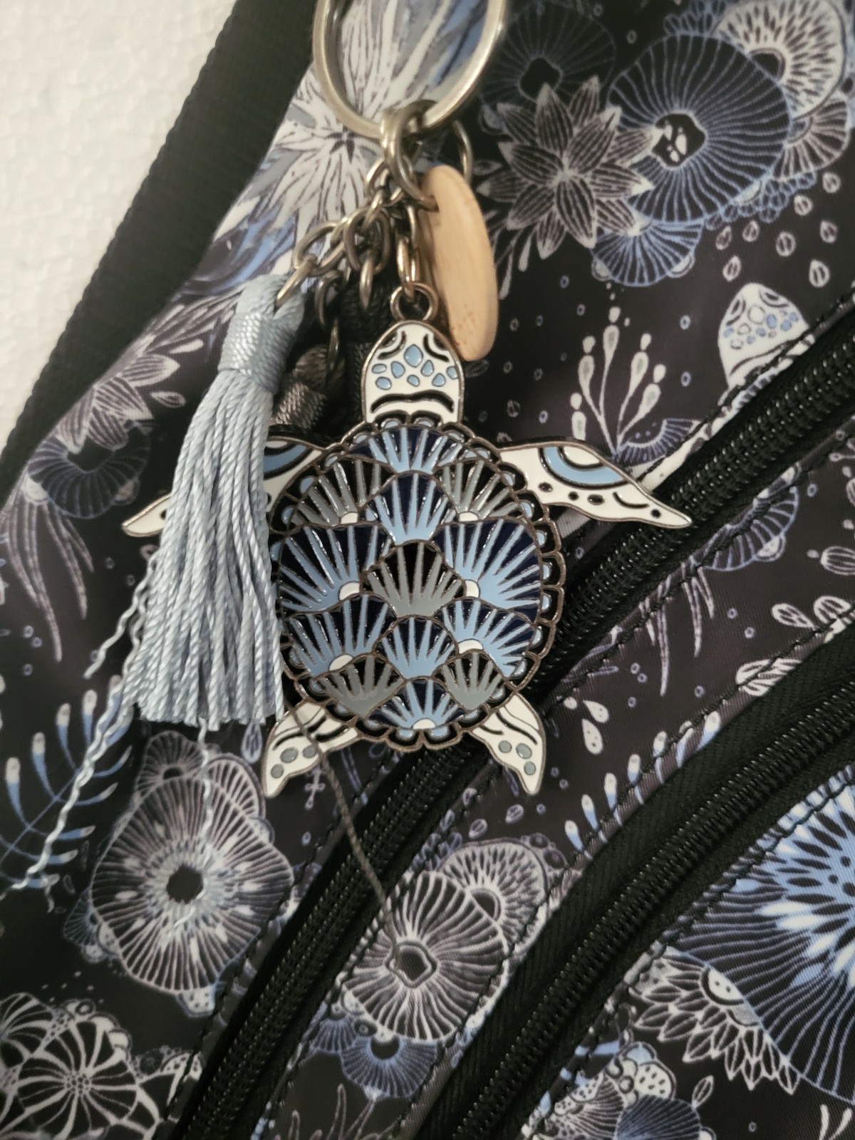 Sack roots Backpack with charm 3