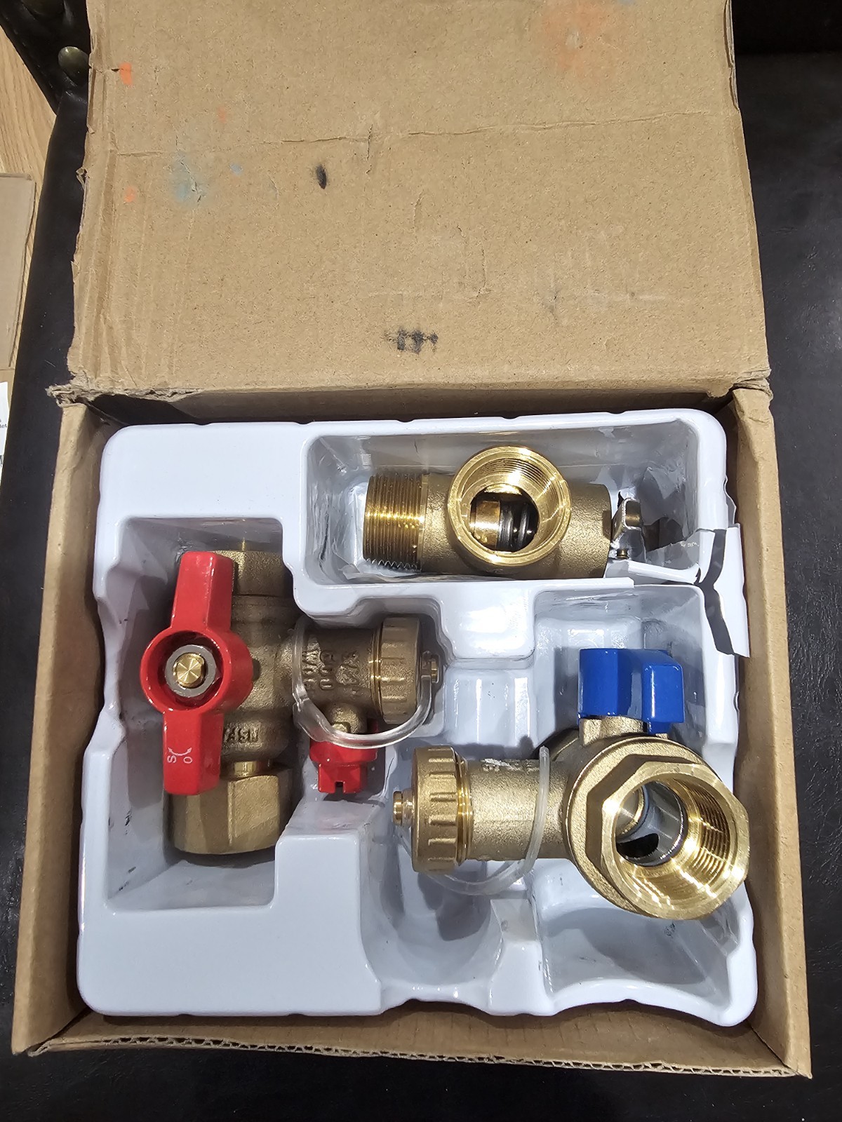 Rheem RTG20326 Brass Service Valves for Tankless Water Heaters gallery