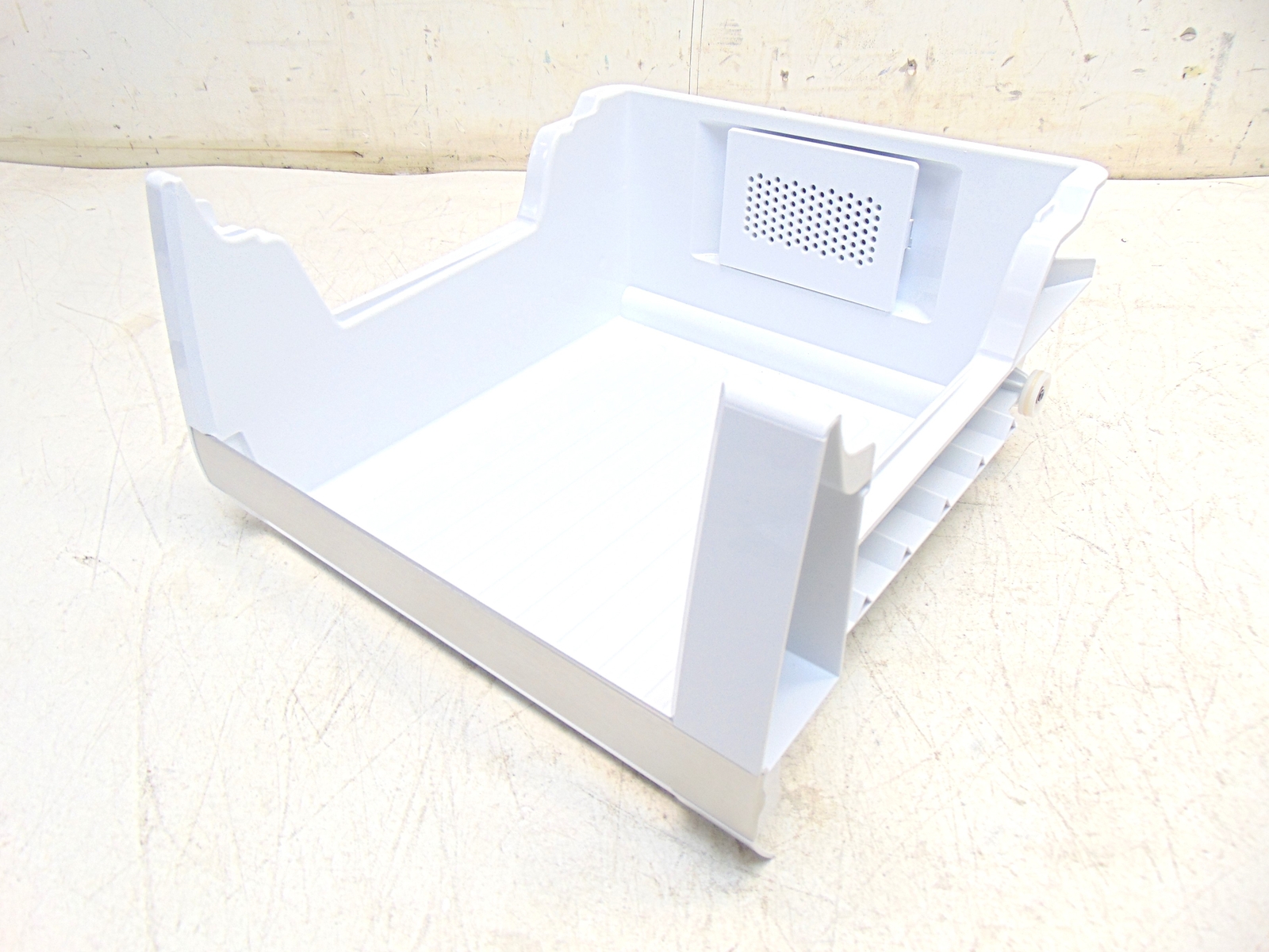 Frigidaire Refrigerator GRMC2273CF02 Crisper Drawer Base gallery