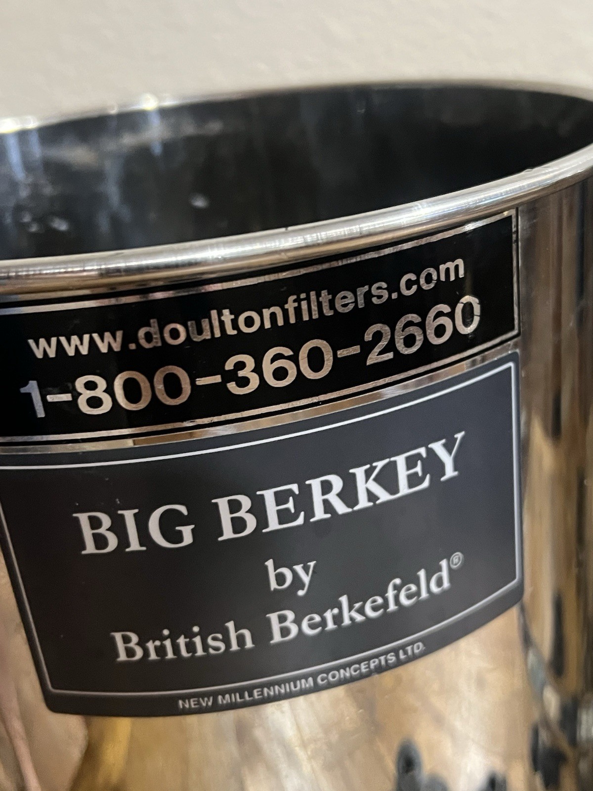Big Berkey Water Filter System 2.25 Gallon Stainless Steel NO LID gallery