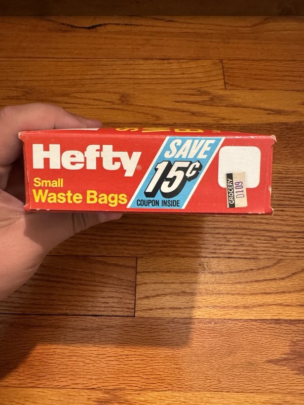 VTG 1979 Hefty Plastic All Purpose Small Waste Bags (30 Bags) Sealed NOS gallery