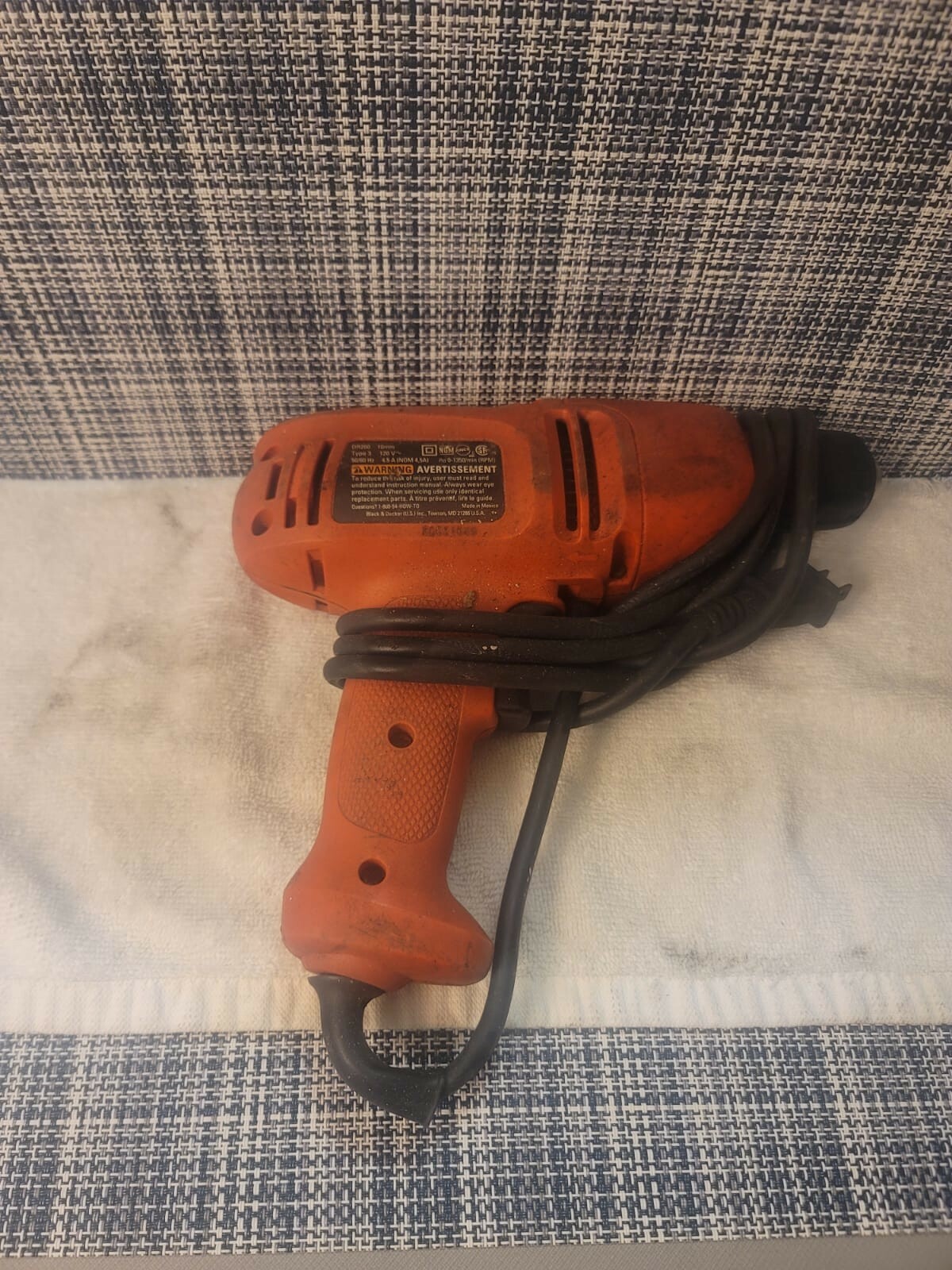 BLACK/DECKER 4.5AMP 3/8" KEYLESS Electric 120V DRILL or Screwdriver used Orange  gallery