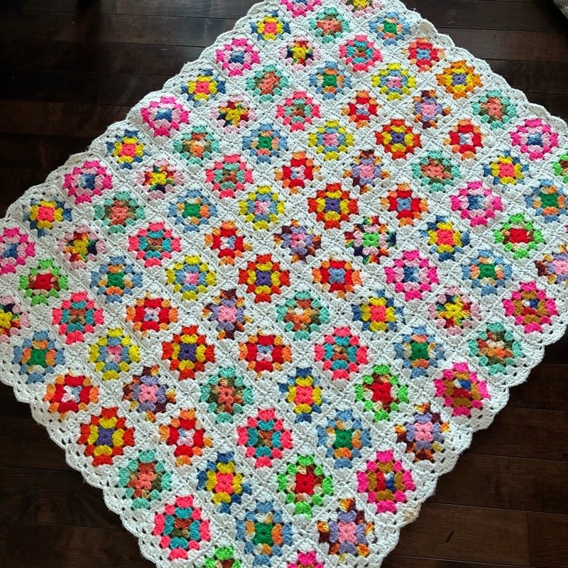 Granny Square Afghan Throw Crochet Blanket Granny core White Multicolor 48 X 36” gallery