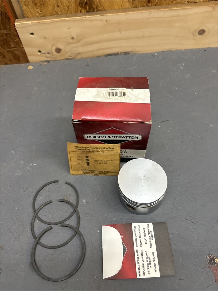 BRIGGS & STRATTON NOS PISTON ASSY -030 #298907