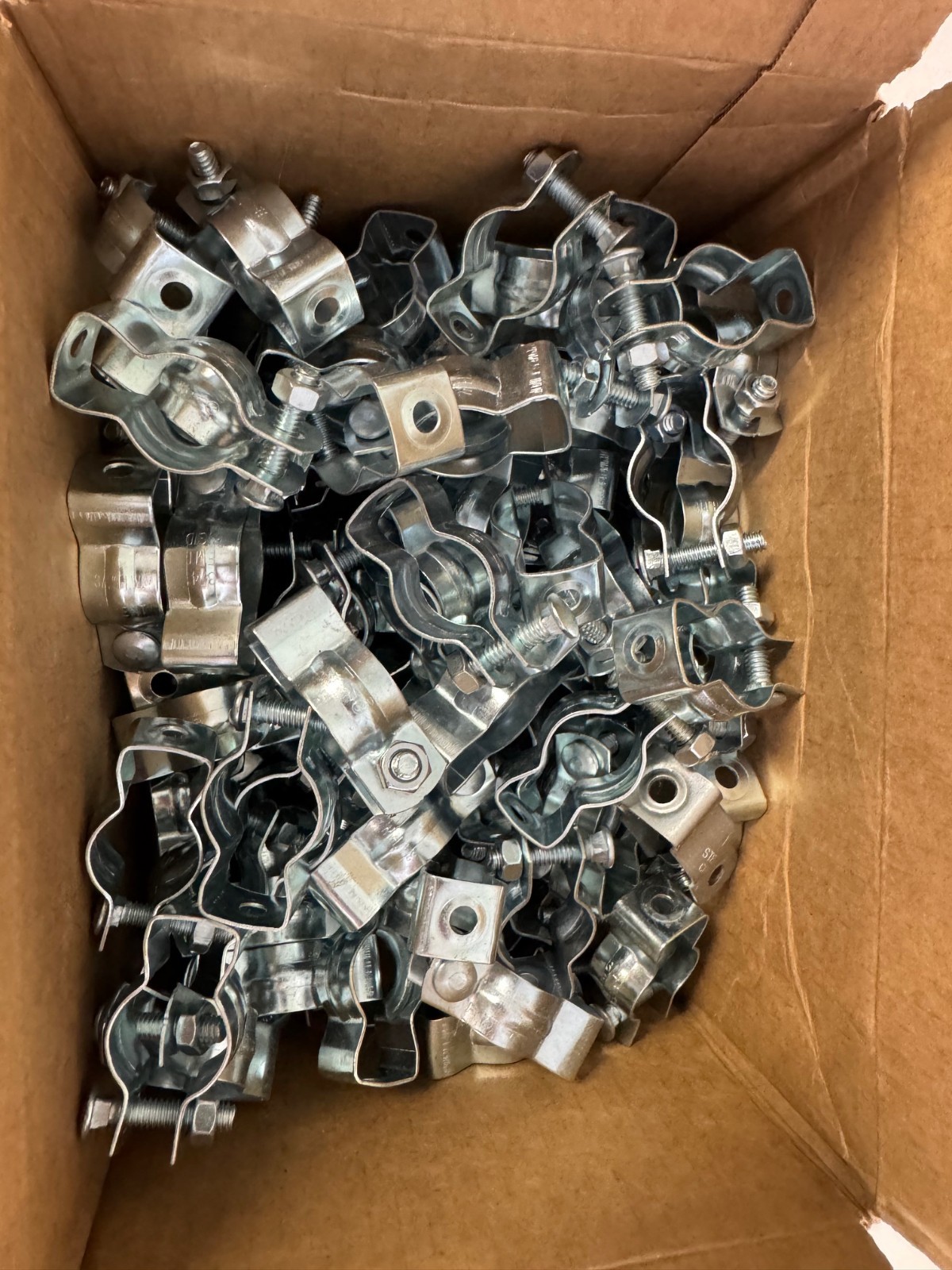 90+ Orbit PH-75B EMT Pipe Hanger w/Bolt #1B 3/4" Steel Zinc Electro-Plated gallery