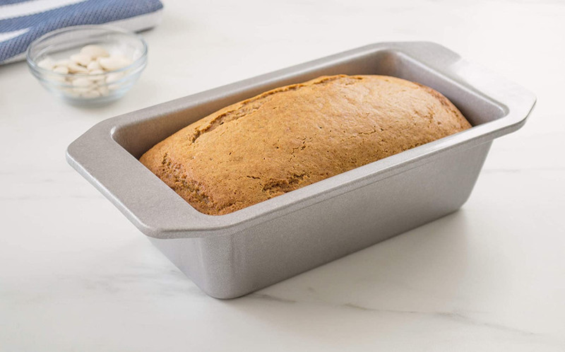 American Bakeware Classics 1-Pound Loaf Pan, Aluminized Steel, 1 Pound gallery