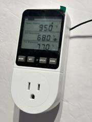 Digital Temperature Controller Thermostat Plug 100-250V 1800W Probe