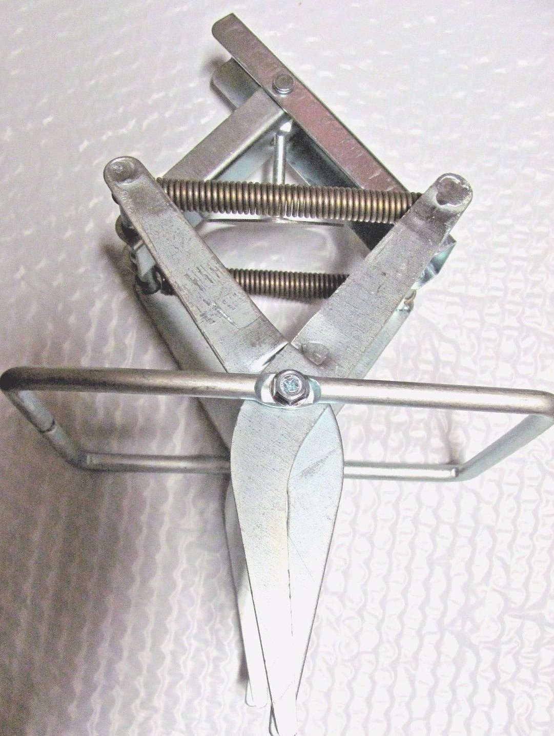 (1 Trap) slightly used Easy Set Mole Trap, Out-of-Sight, Galvanized Steel 2416 gallery