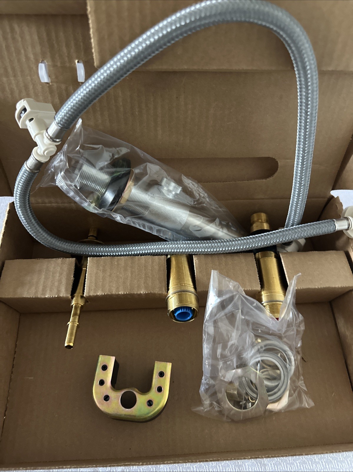Moen 69000 Widespread Faucet Rough Valve gallery