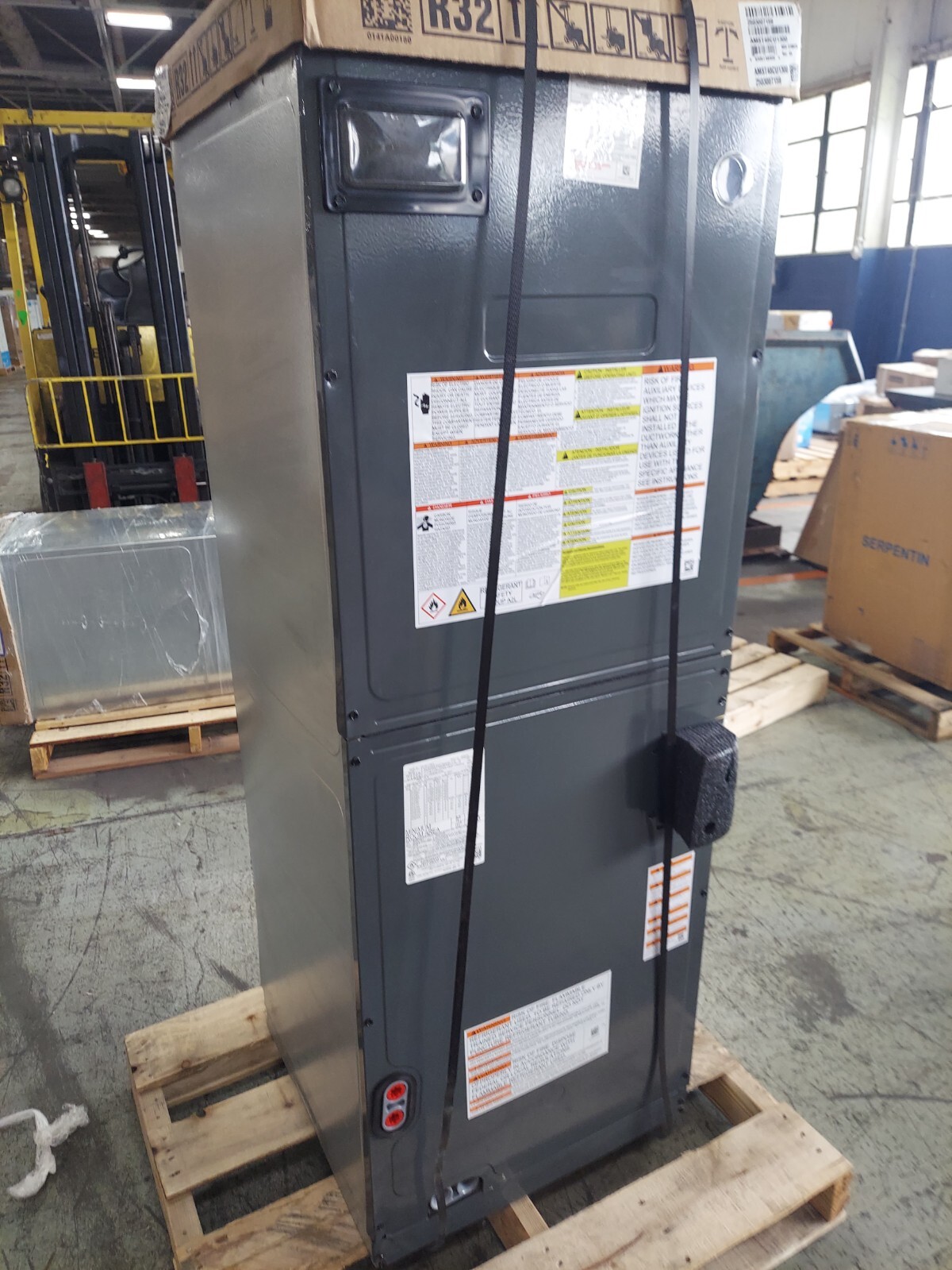 Goodman 4 TON Multi-Positional Air Handling Unit, R32, AMST48CU1300, S&D gallery