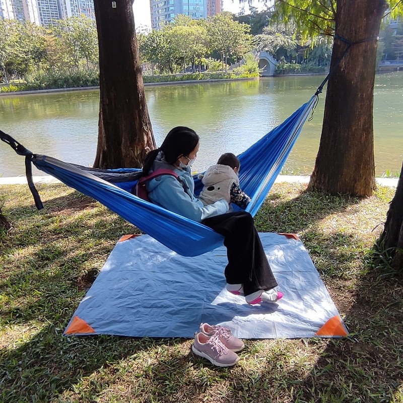 Pocket Picnic Blanket Sandproof Lightweight Pocket Camping Tarp 55″x 60″ gallery