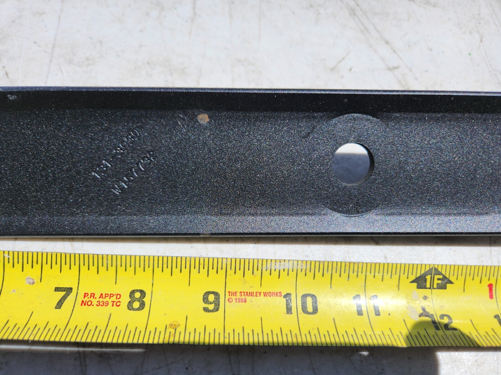 (2 Pack) Toro 131-3939 21-3/5" Length Black Replacement Mower Blades Brand New gallery