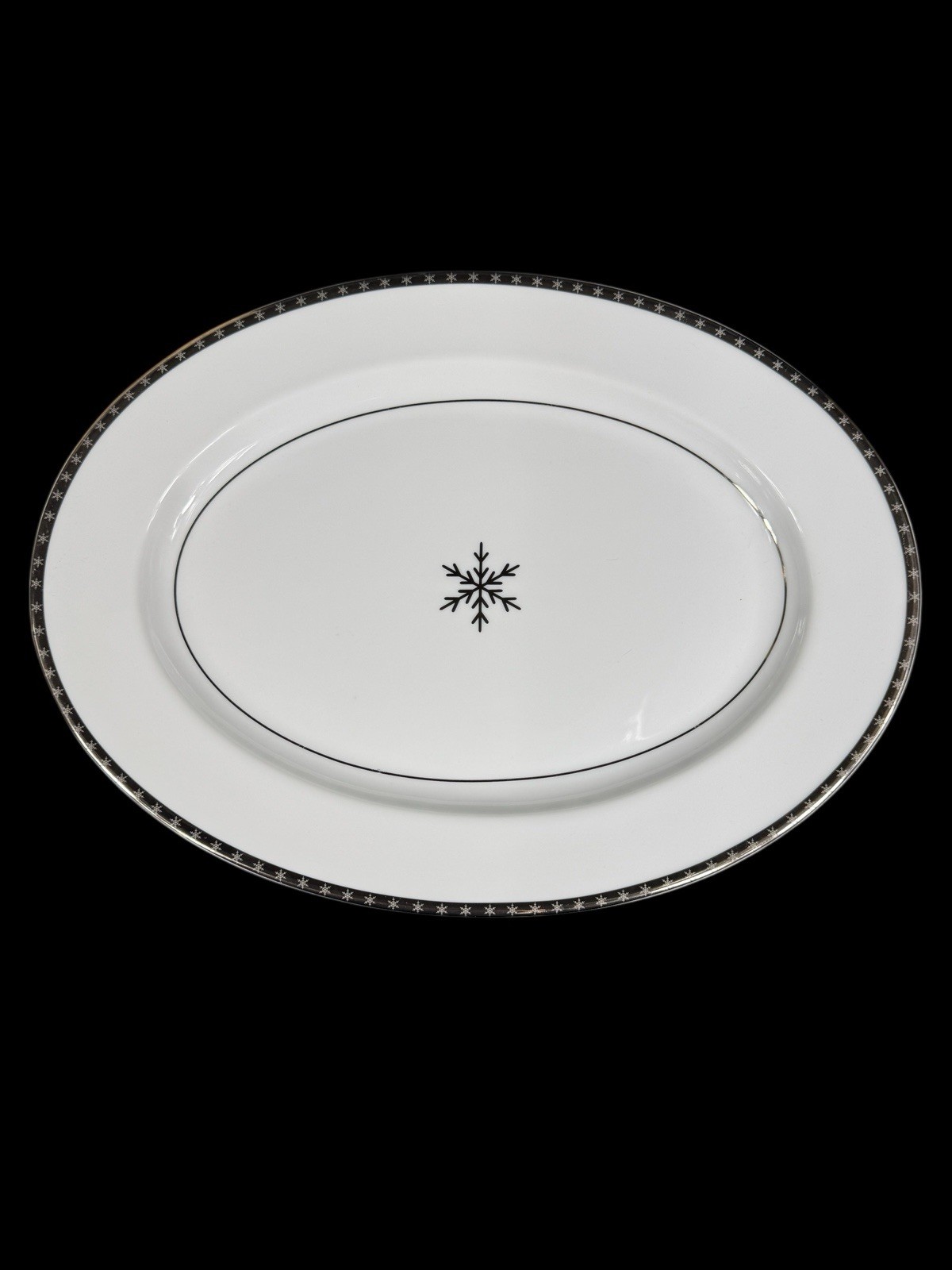 Target Traditional Holiday 16" Oval Serving Platter Silver Snowflake Porcelain gallery