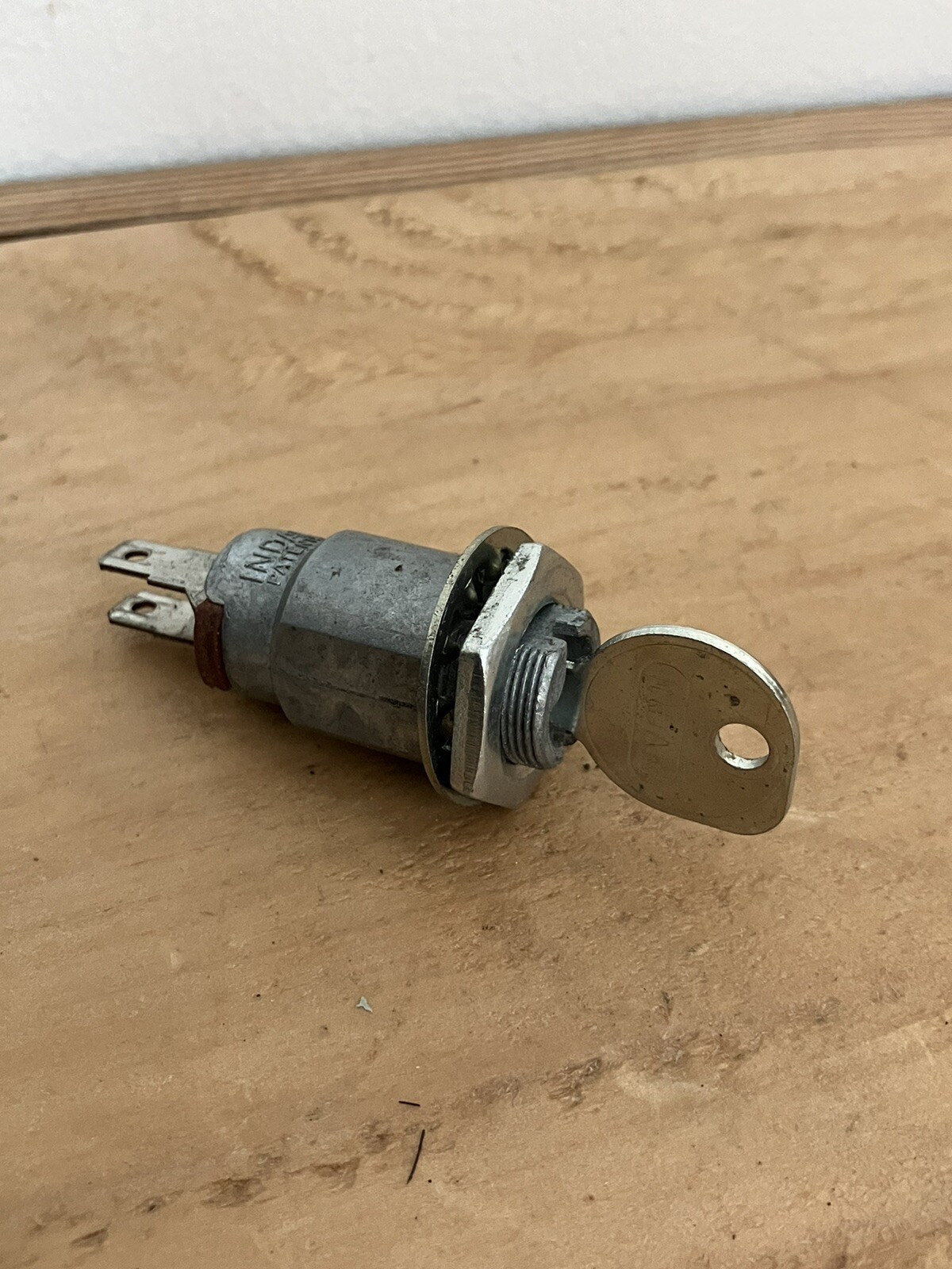 Indak Universal Replacement Ignition Switch With Key Part Q431 P gallery