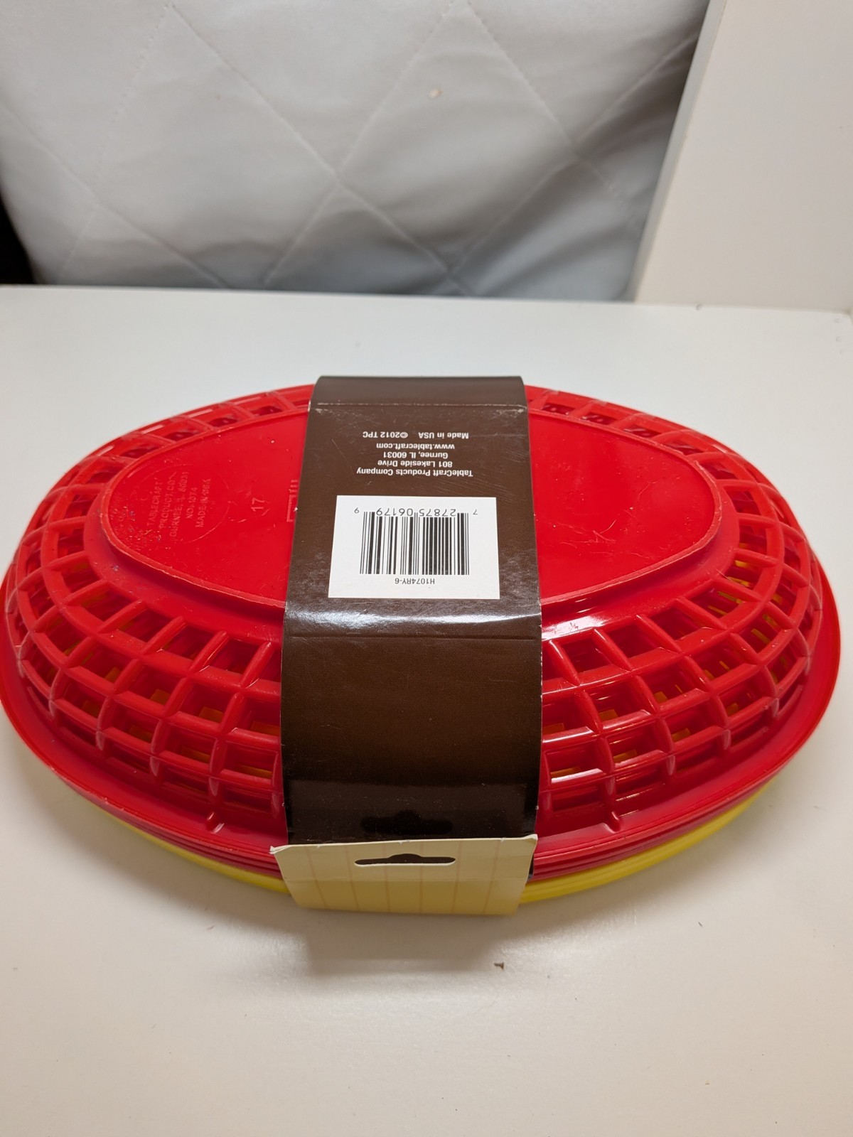 Tablecraft H1074RY-6 Assorted Red/Yellow Sandwich & Fry Basket Set 9 in. gallery