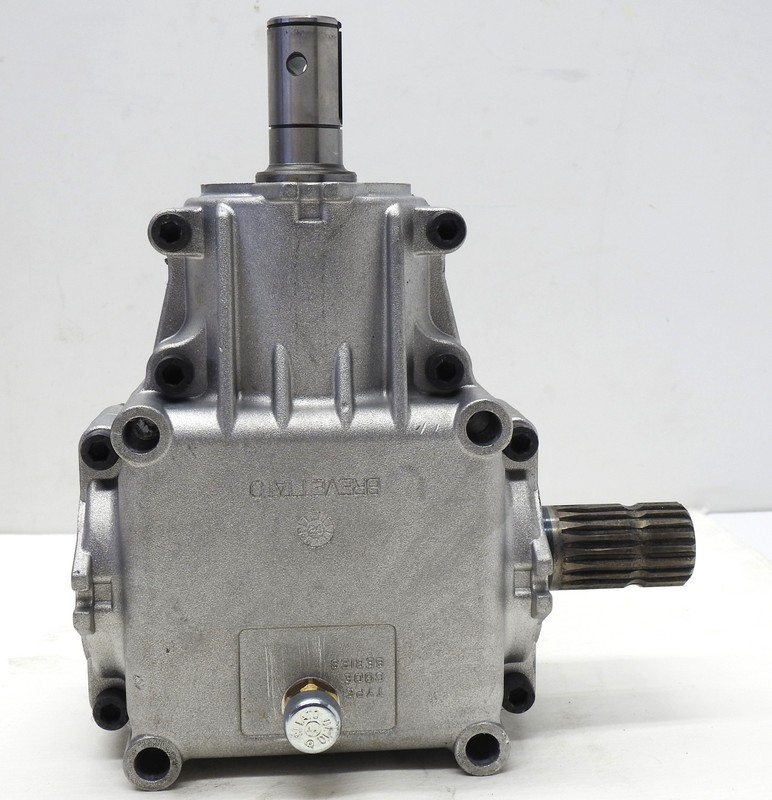 Kubota Gearbox WORM CC 77700-00916 (replaces 70060-45009) for LX2950, B2779 gallery