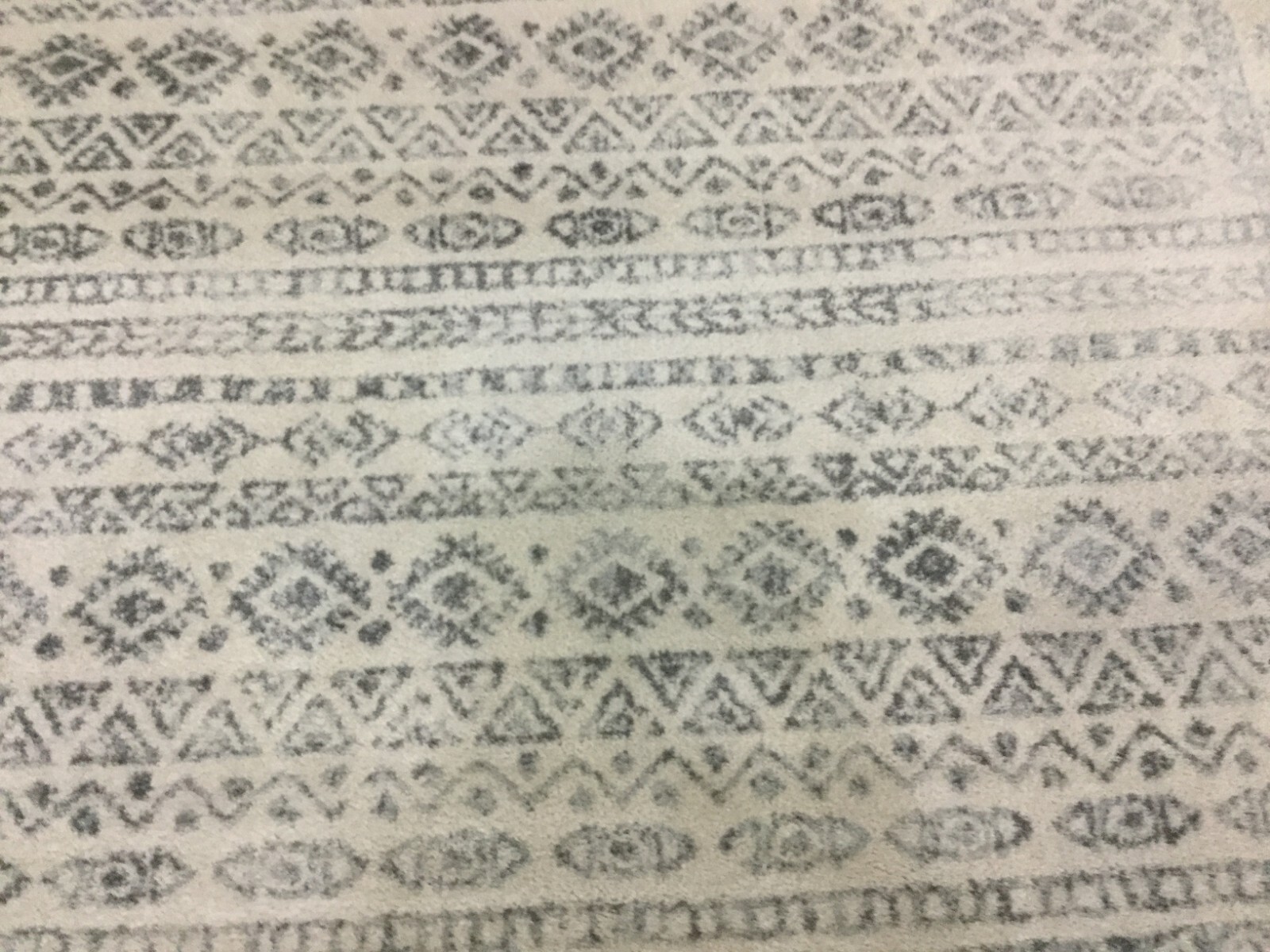IVORY / GREY 6' X 9' Back Stain Rug, Reduced Price 1172658772 TUL271A-6 gallery