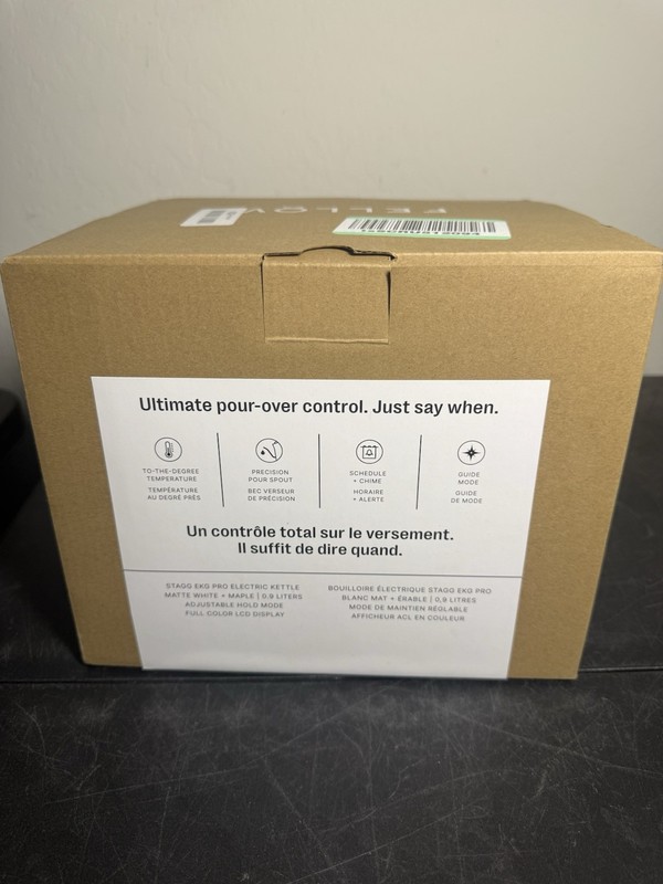 Fellow Stagg EKG Pro 1222PRO-WM-US Electric Pour Over Kettle White New Open Box gallery