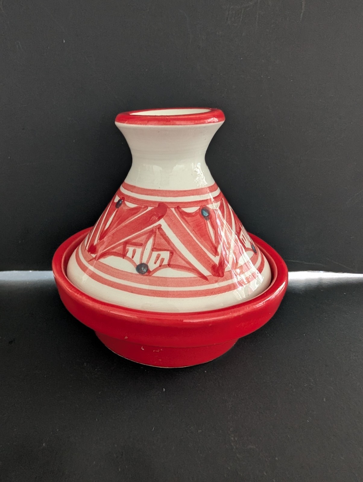 Desirable Le Souk Ceramique Red White Ceramic Tagine With Lid Base Beautiful 4"+ gallery