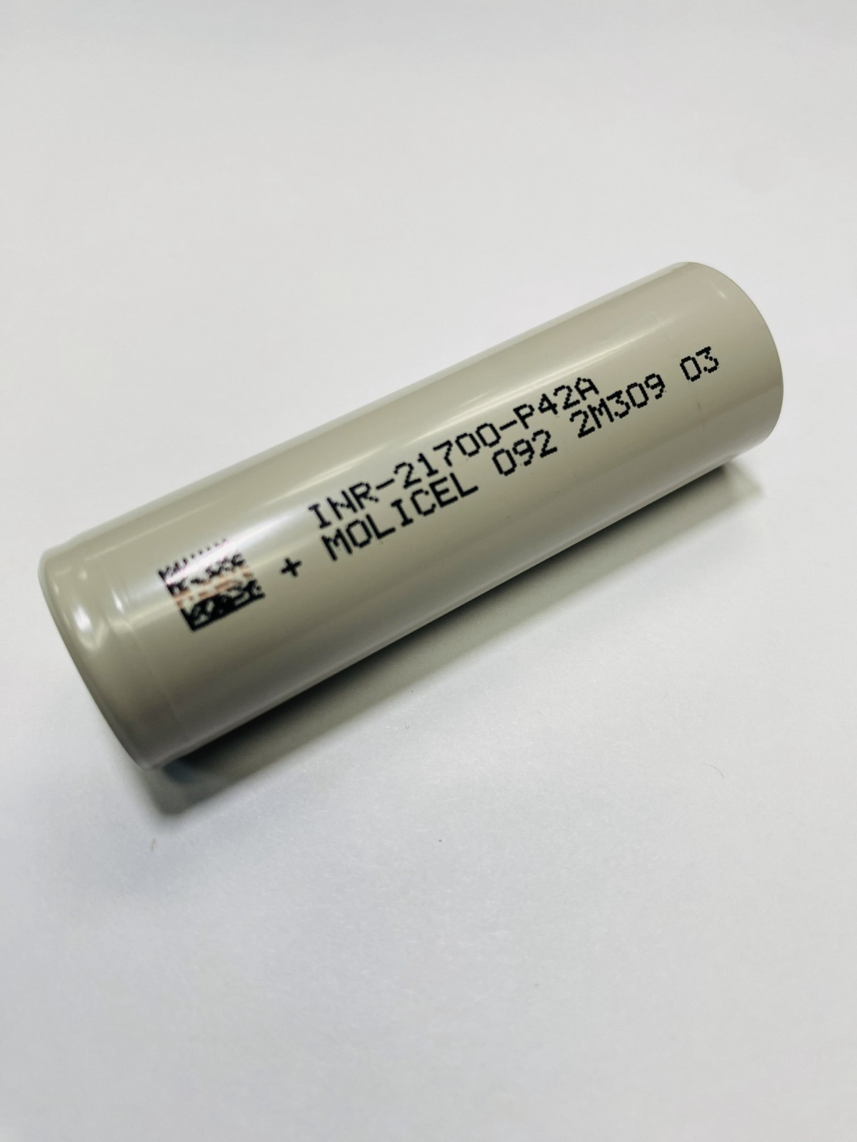 NEW! MOLICEL LITHIUM-ION RECHARGABLE BATTERY 3.7V INR-21700-P42A 45AMP 4200MAH. gallery