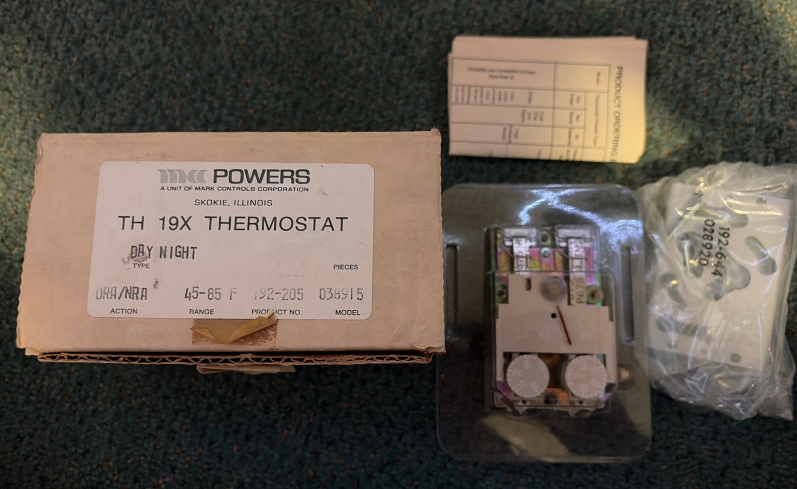 NEW IN BOX POWERS THERMOSTAT TH 19X FREE ENERGY BAND 028606 45-85F (WL26-2) gallery