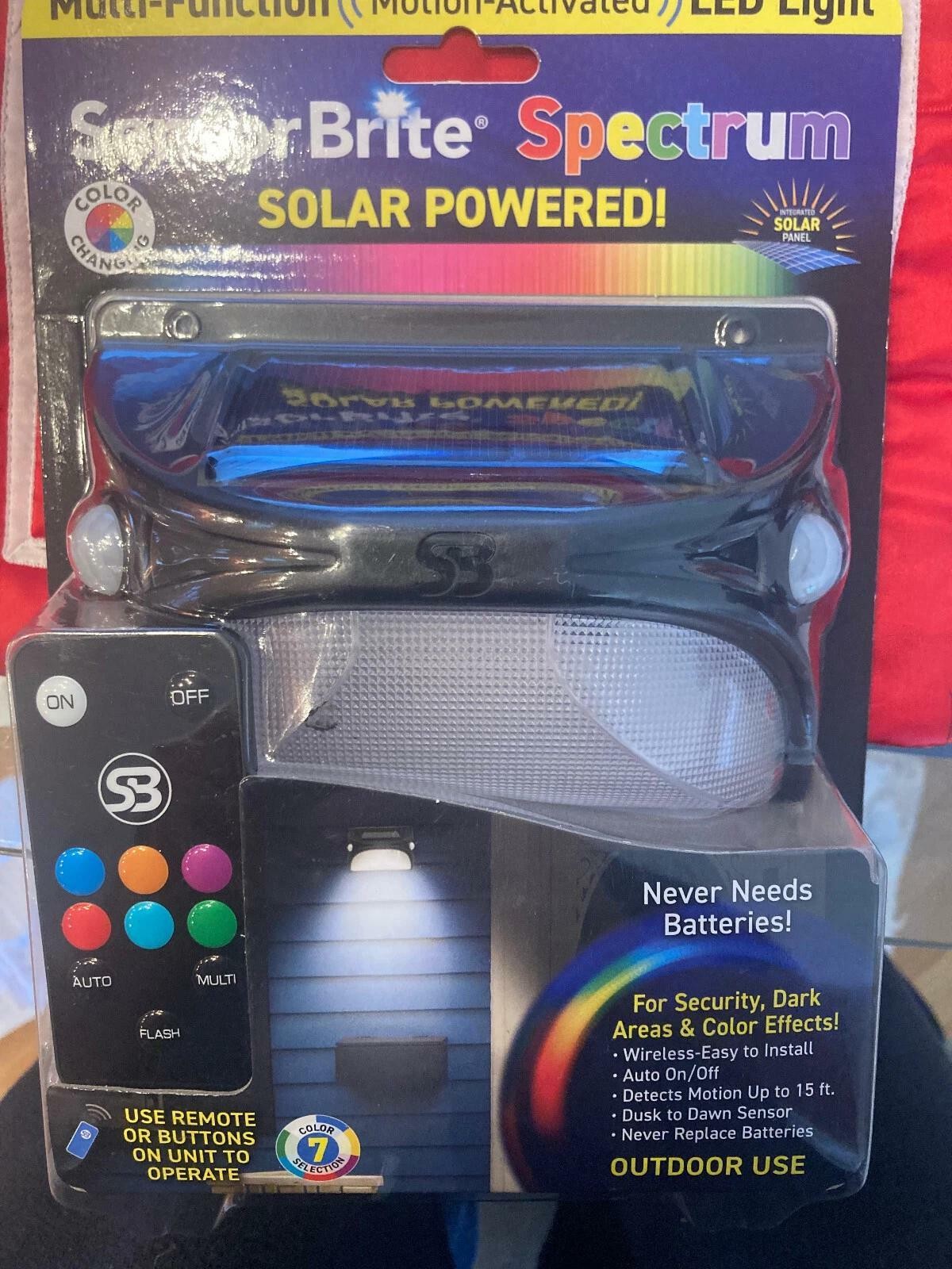 Sensor Brite Spectrum Outdoor Solar LED Light Wireless Security Motion-Activate gallery
