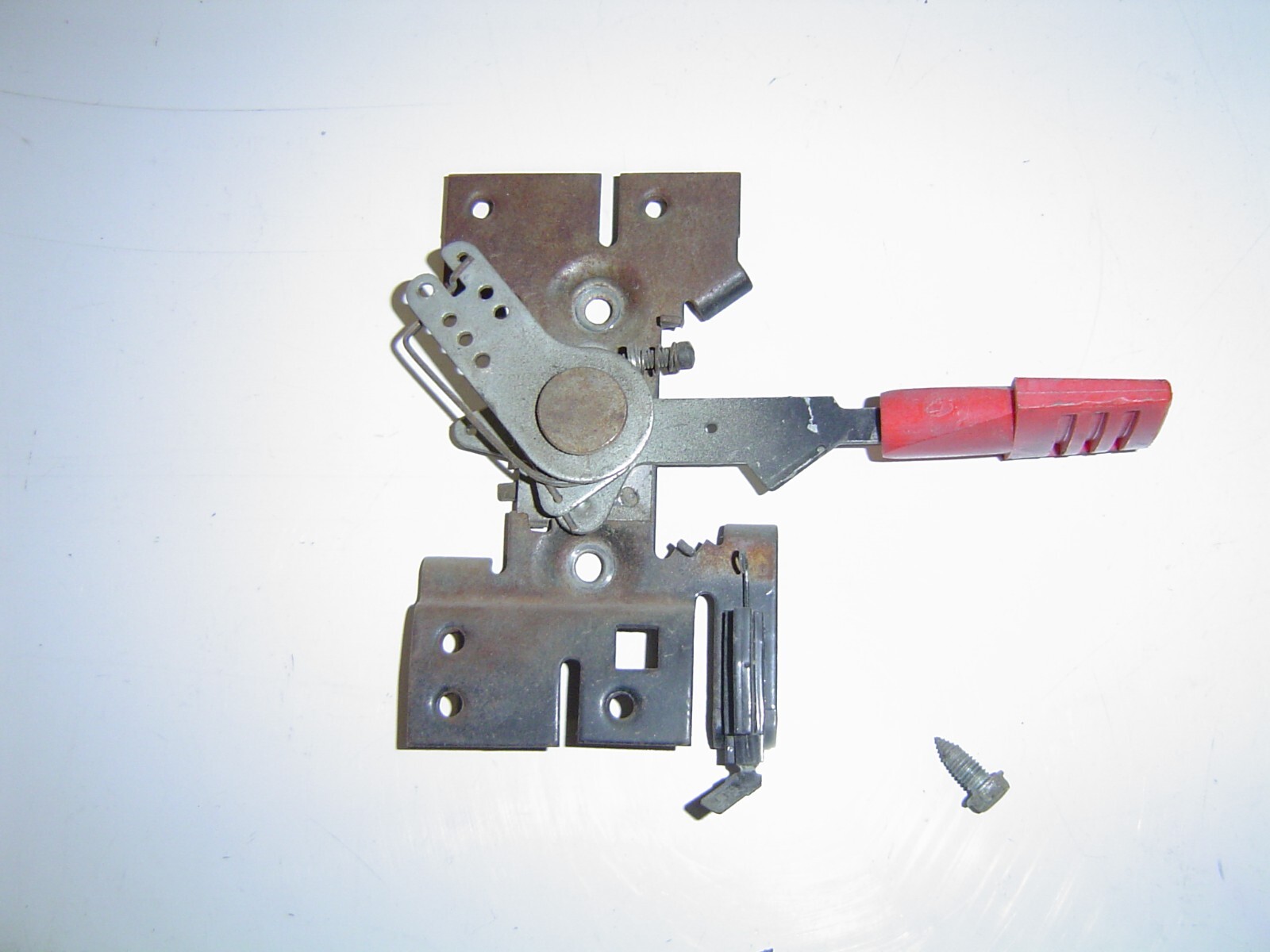 Tecumseh engines control bracket #34677 H60 NLA gallery