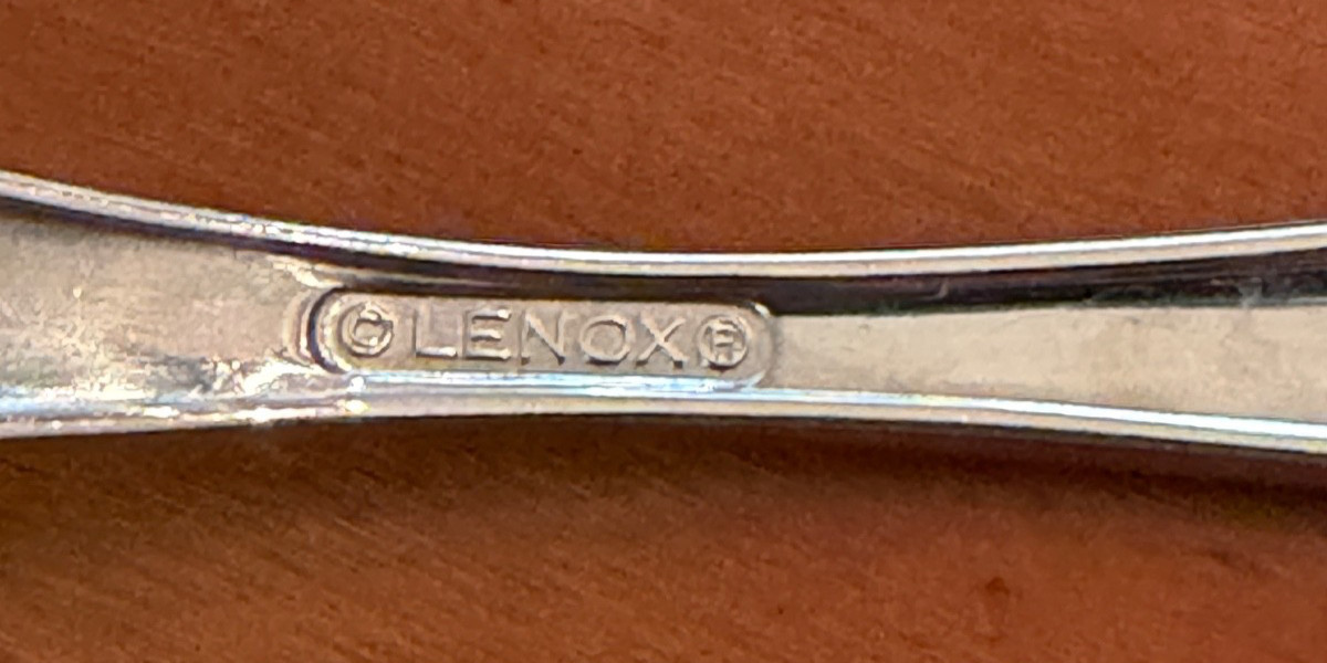 Lenox HOLIDAY Cream Accent Stainless 18/8 Japan Flatware - Choice gallery