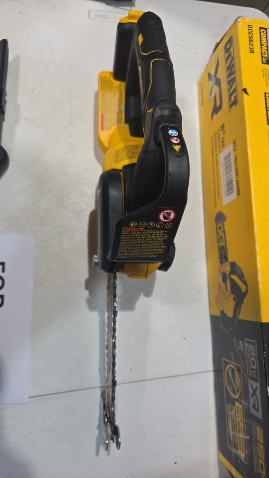 [FOR PARTS] (DCCS623B) Dewalt Max 8" 20V Pruning Electric Cordless Chainsaw gallery