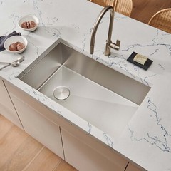 Ruvati 32-inch Slope Bottom Offset Drain Reversible 16Gauge KitchenSink- RVH7490