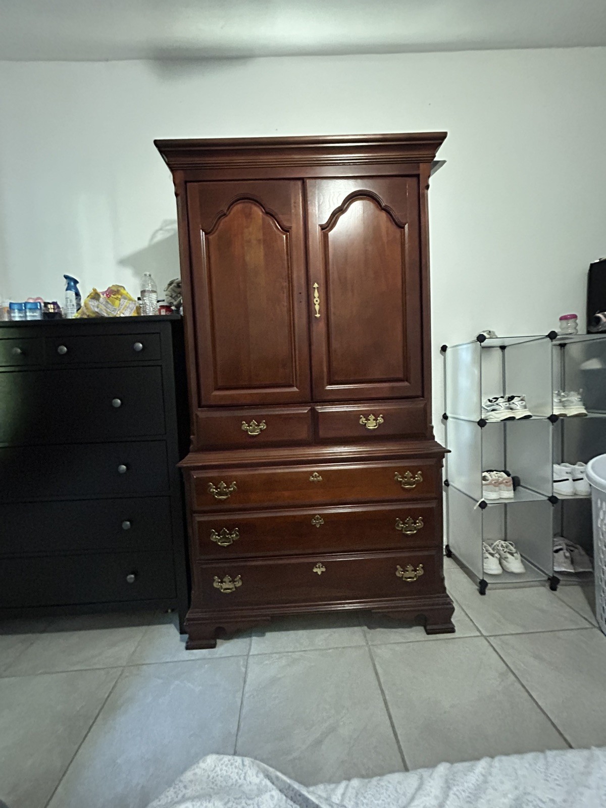 Sumter cabinet co. Solid Cherry Traditional Clothing/tv Armoire gallery