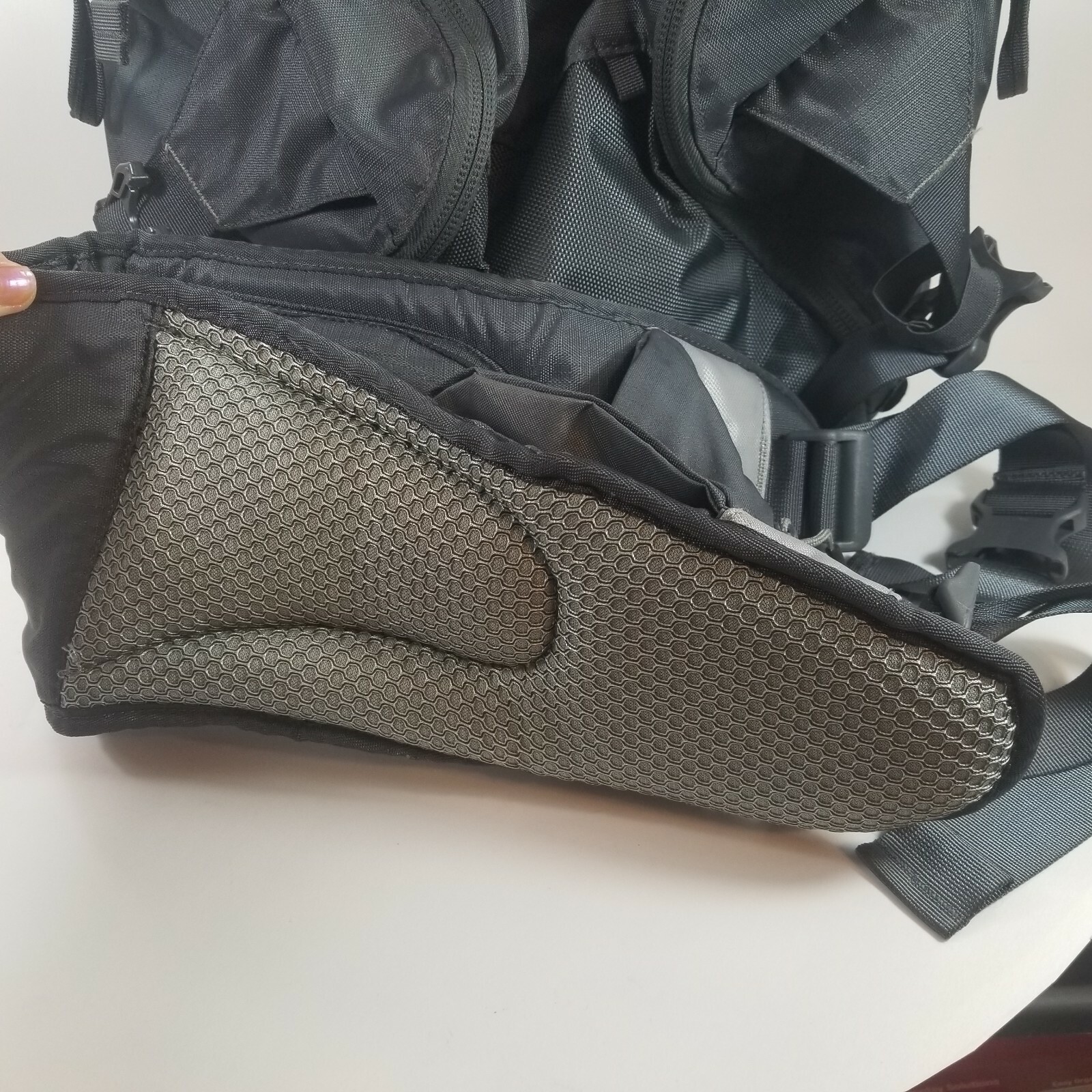 Auth ASCEND MS3300 Grey Nylon Hydration Hiking Trail Pack Backpack 4
