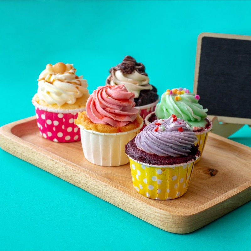 50Pcs Mini Metallic Foil Cupcake Liners for Baking Cupcake Blue/Gold gallery