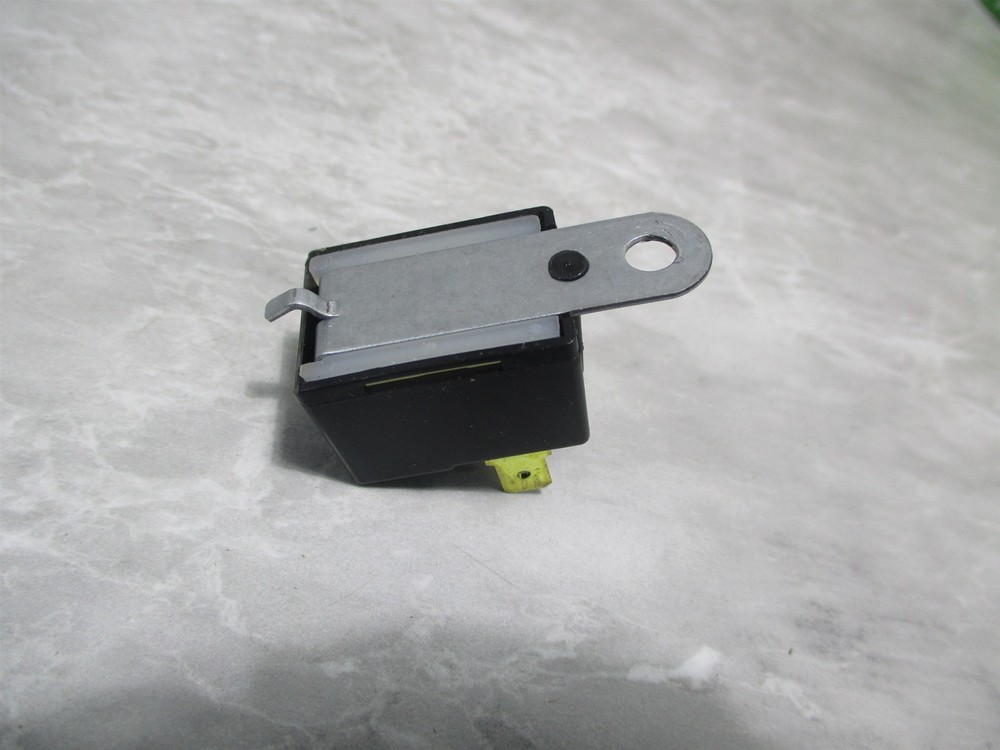 WHIRLPOOL DRYER BUZZER SWITCH PART # 694419