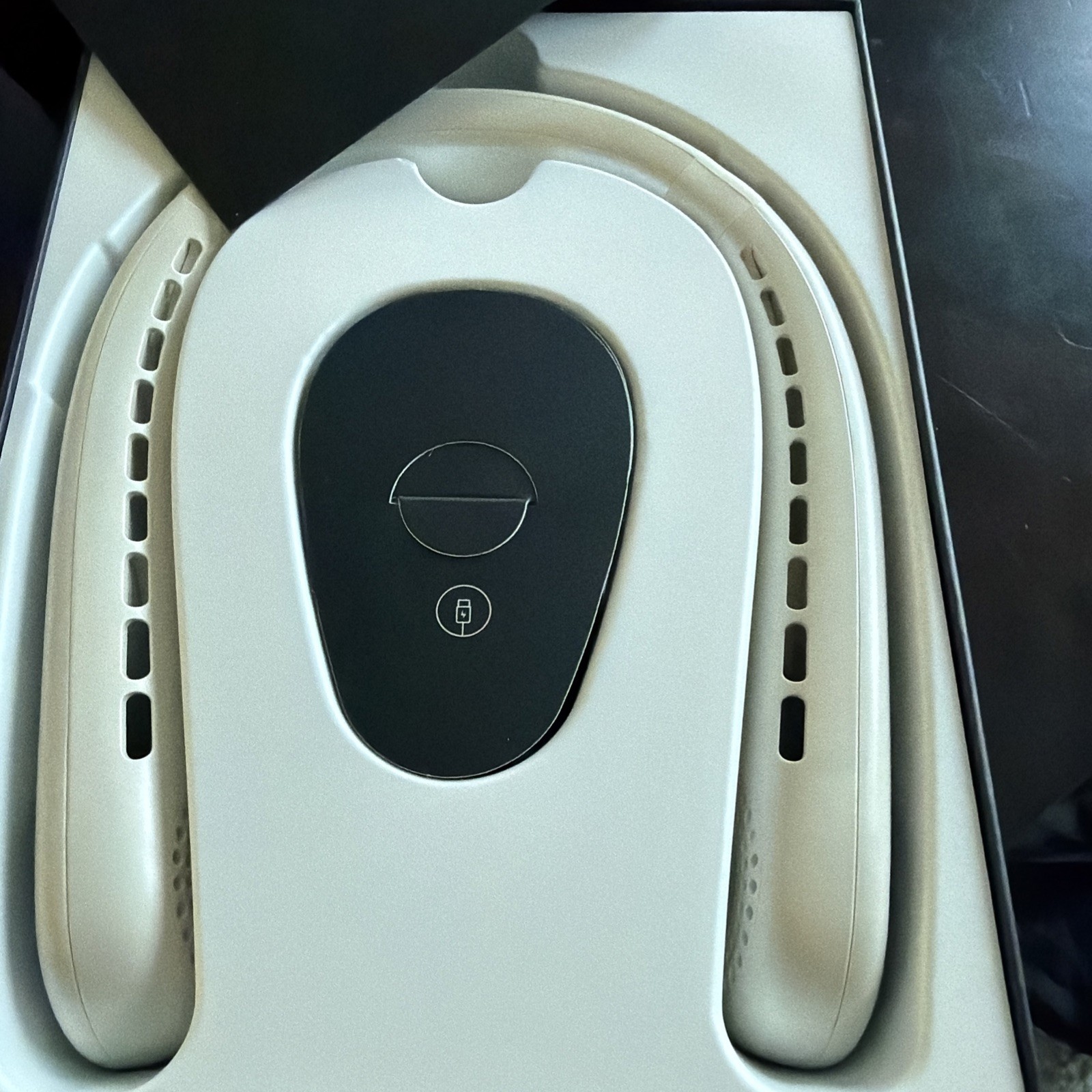 TORRAS Coolify Air Ultra Light Personal Air Conditioner Heat gallery