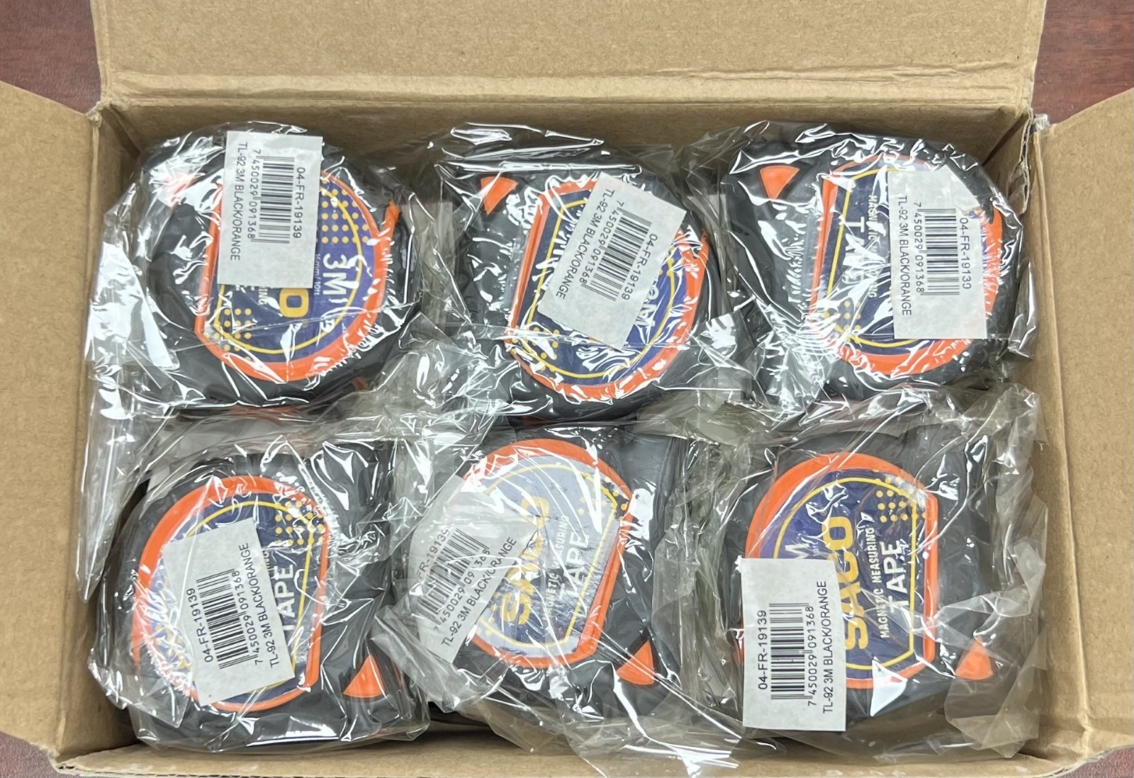 SACO - 12 PACK - 5M/16ft Measuring Tape - Black/Orange gallery