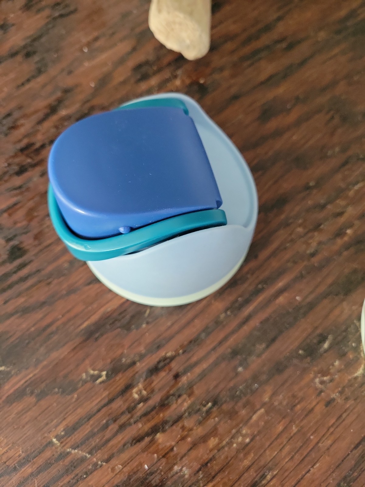 Blue Teal Light Green (Owala Replacement) Drink Through Plastic Lid gallery